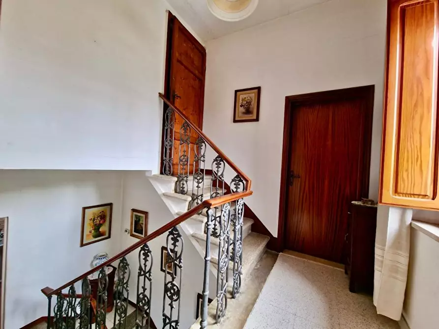 Immagine 15 di Porzione di casa in vendita  a Collesalvetti