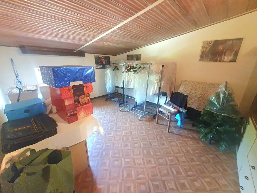 Immagine 49 di Casa semindipendente in vendita  a Capannori