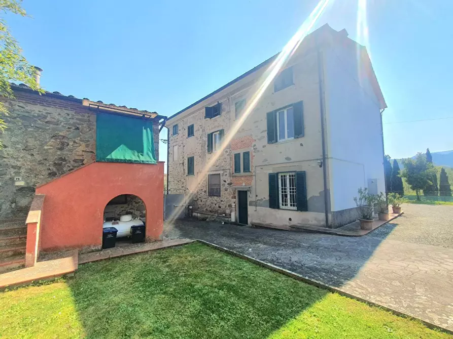 Immagine 4 di Casa semindipendente in vendita  a Capannori