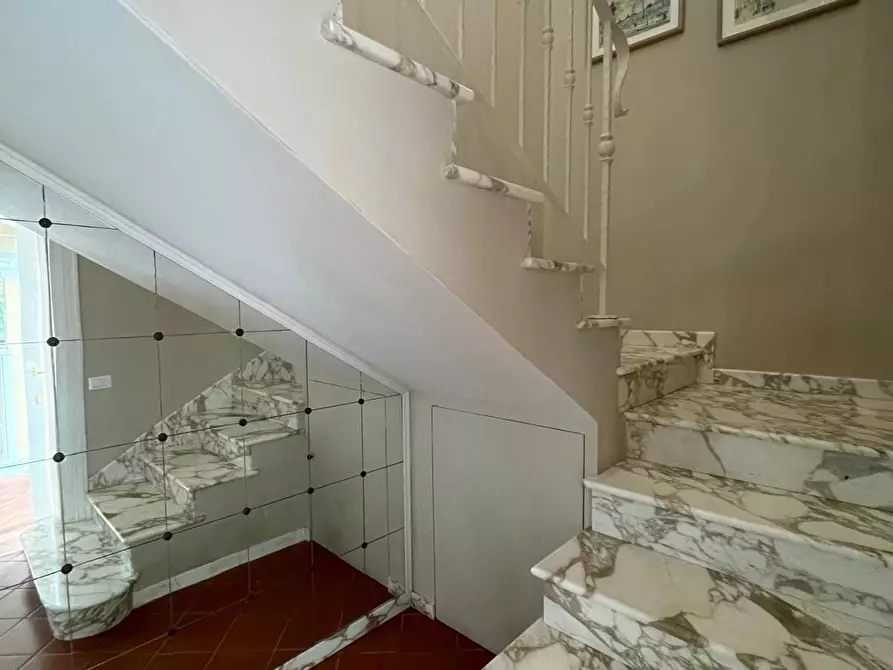 Immagine 27 di Villa in affitto  a Forte Dei Marmi