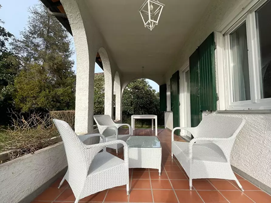 Immagine 5 di Villa in affitto  a Forte Dei Marmi