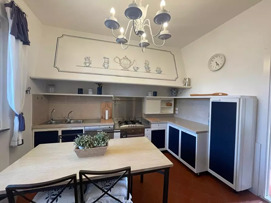 Immagine 14 di Villa in affitto  a Forte Dei Marmi