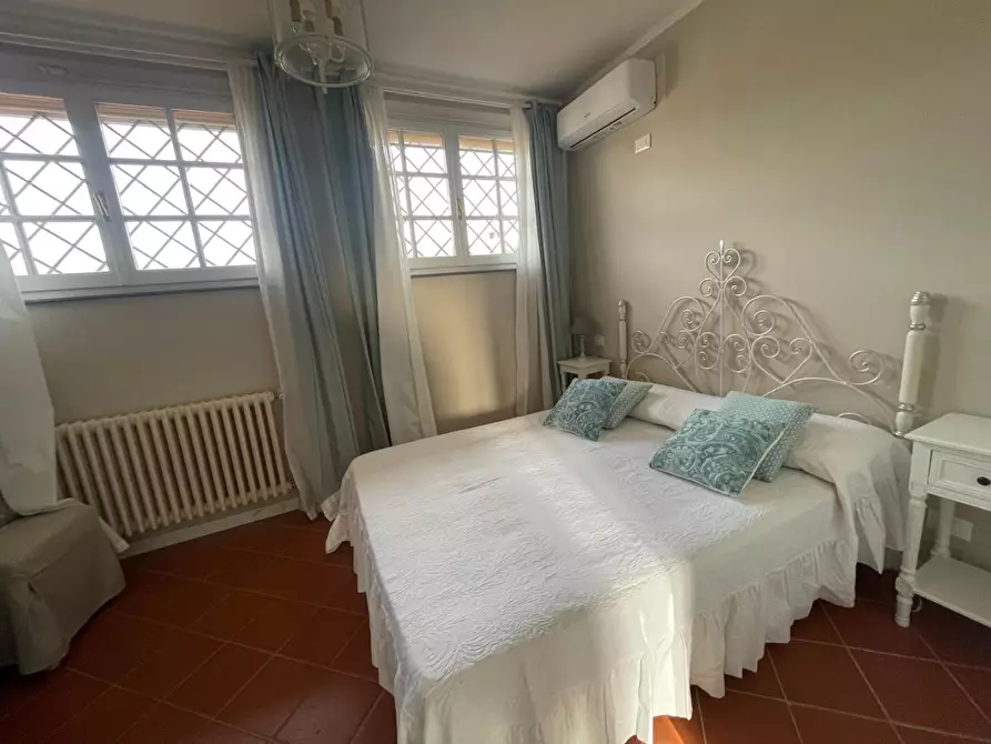 Immagine 28 di Villa in affitto  a Forte Dei Marmi