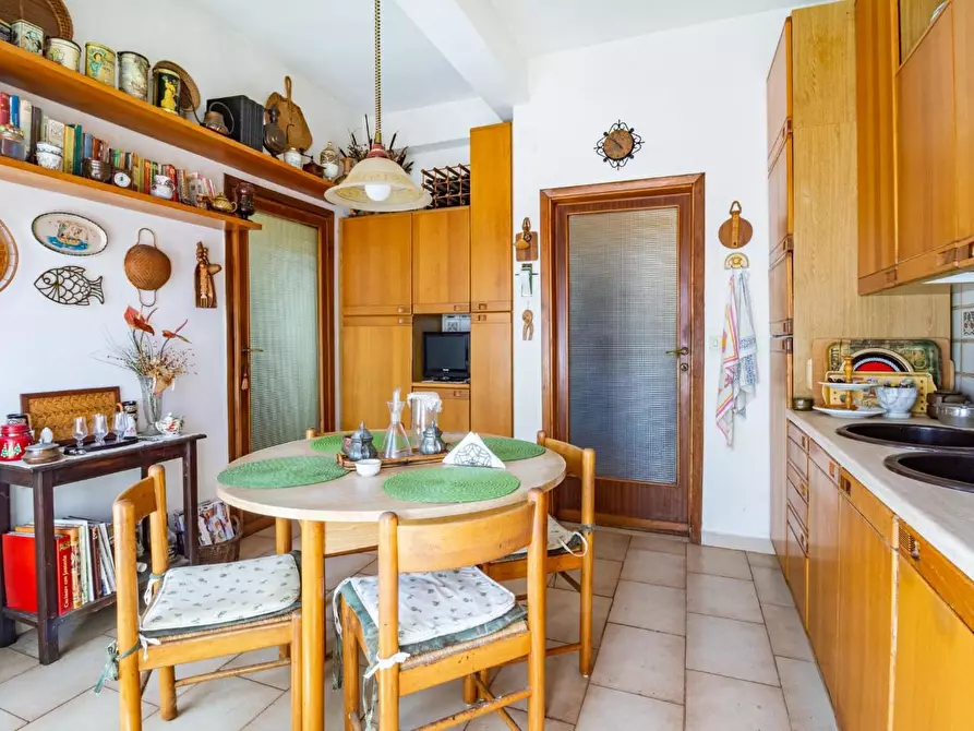 Immagine 12 di Appartamento in vendita  a Pisa