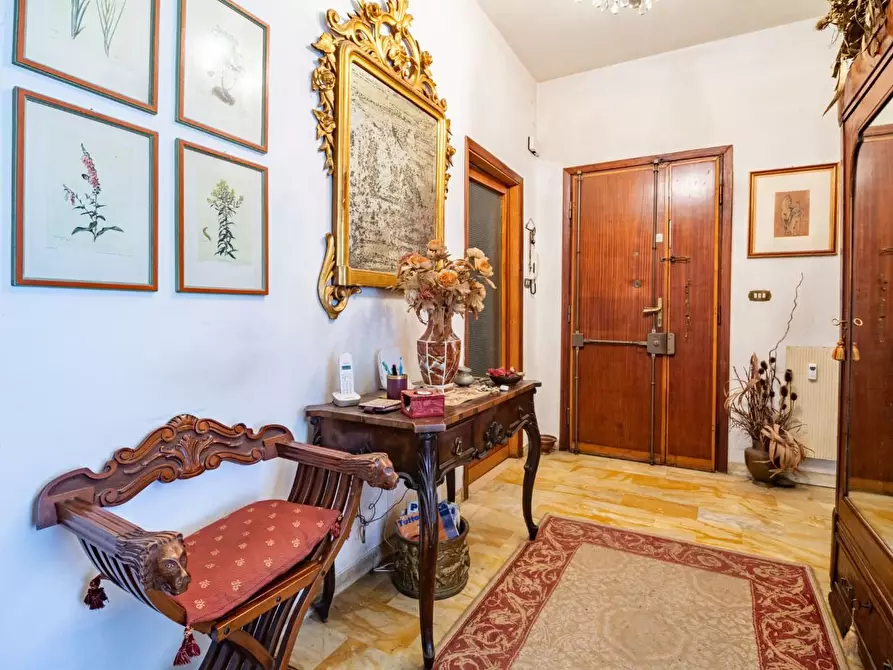 Immagine 3 di Appartamento in vendita  a Pisa