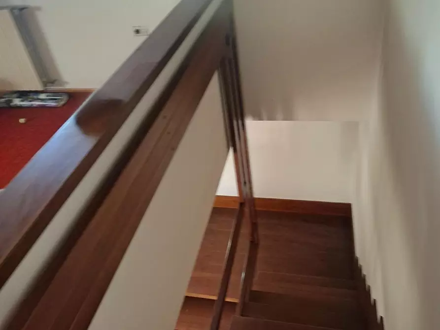 Immagine 8 di Villa in vendita  a Fucecchio