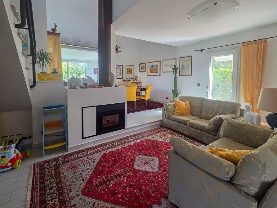 Immagine 14 di Casa bifamiliare in vendita  a San Giuliano Terme