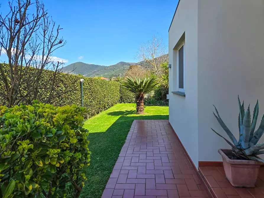 Immagine 7 di Casa bifamiliare in vendita  a San Giuliano Terme