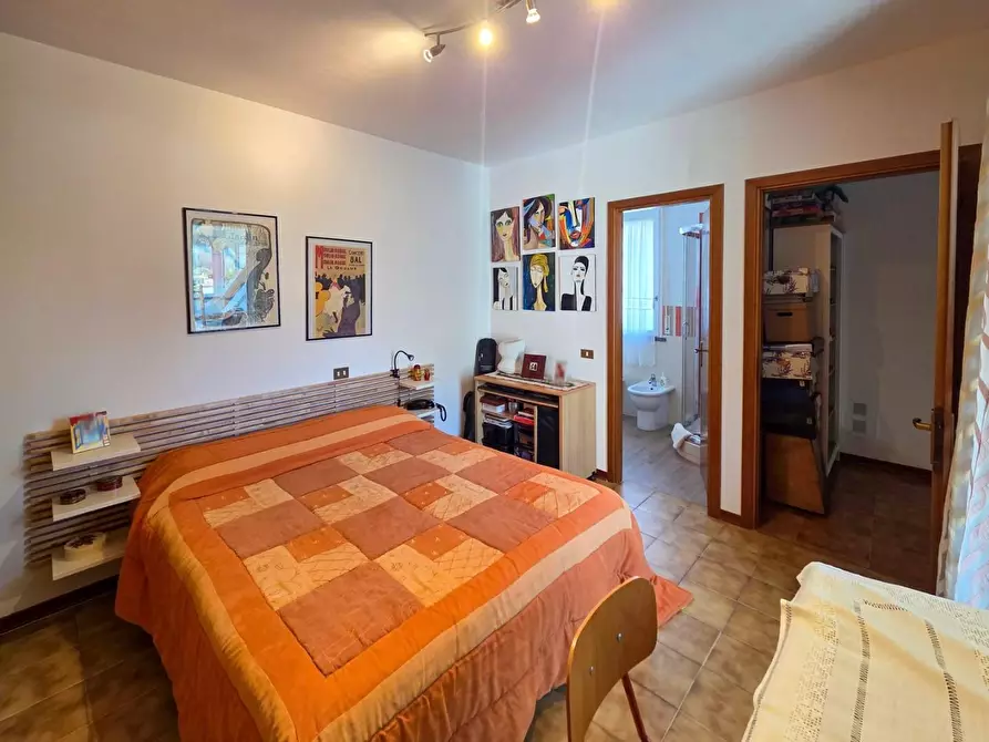 Immagine 30 di Casa bifamiliare in vendita  a San Giuliano Terme