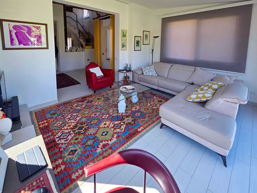 Immagine 9 di Casa bifamiliare in vendita  a San Giuliano Terme