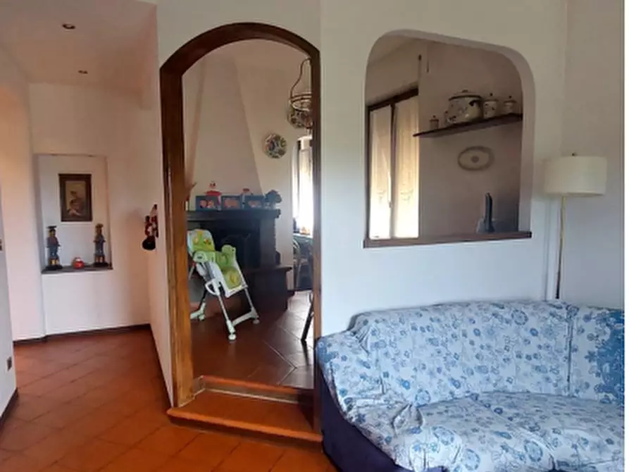 Immagine 2 di Appartamento in vendita  a Firenze