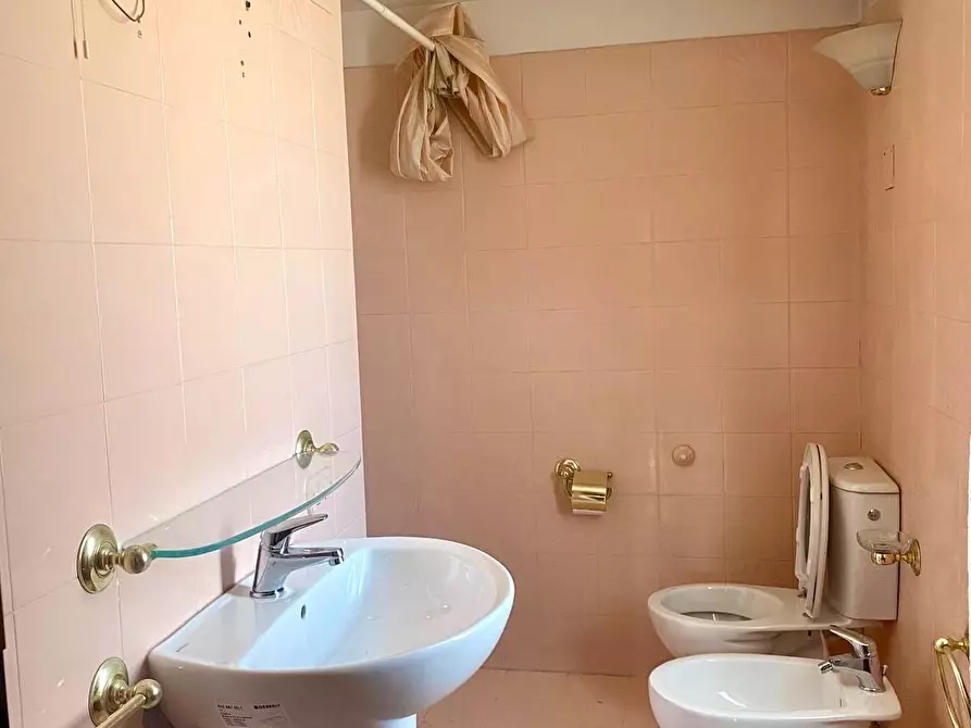 Immagine 35 di Villa in vendita  a Castelfranco Di Sotto