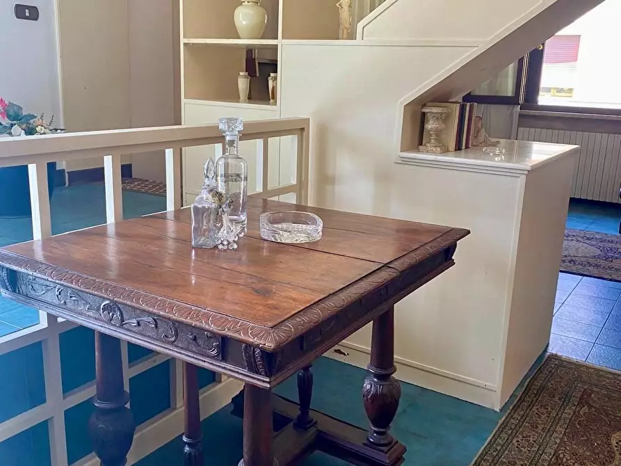 Immagine 5 di Villa in vendita  a Castelfranco Di Sotto