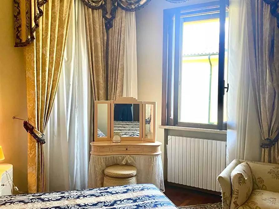 Immagine 15 di Villa in vendita  a Castelfranco Di Sotto