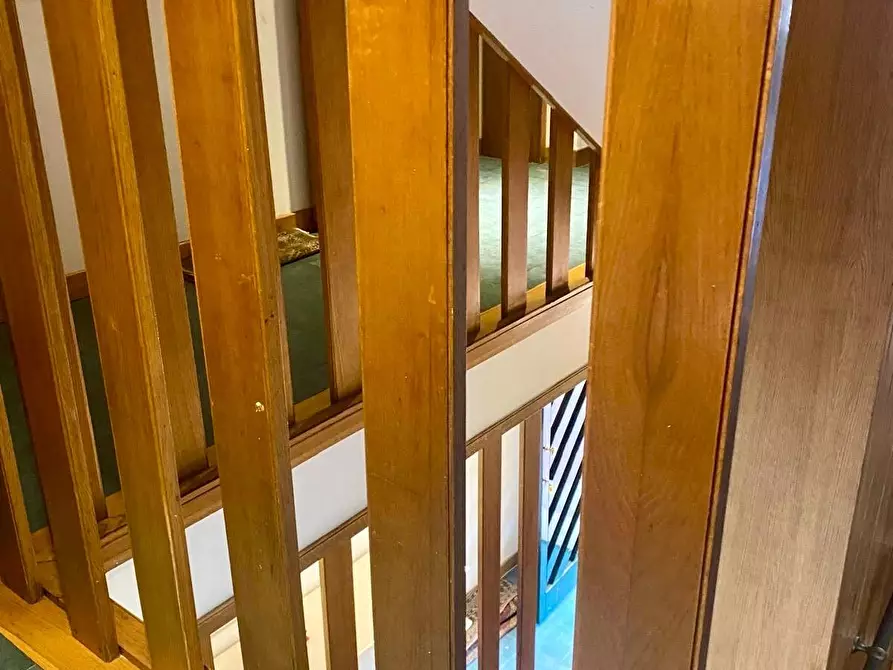 Immagine 28 di Villa in vendita  a Castelfranco Di Sotto