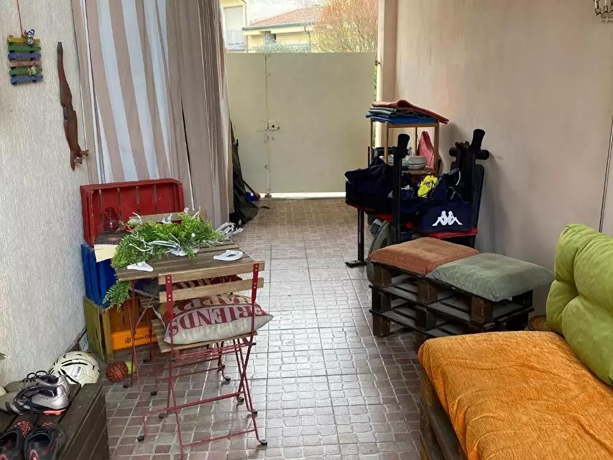 Immagine 4 di Appartamento in vendita  a Viareggio