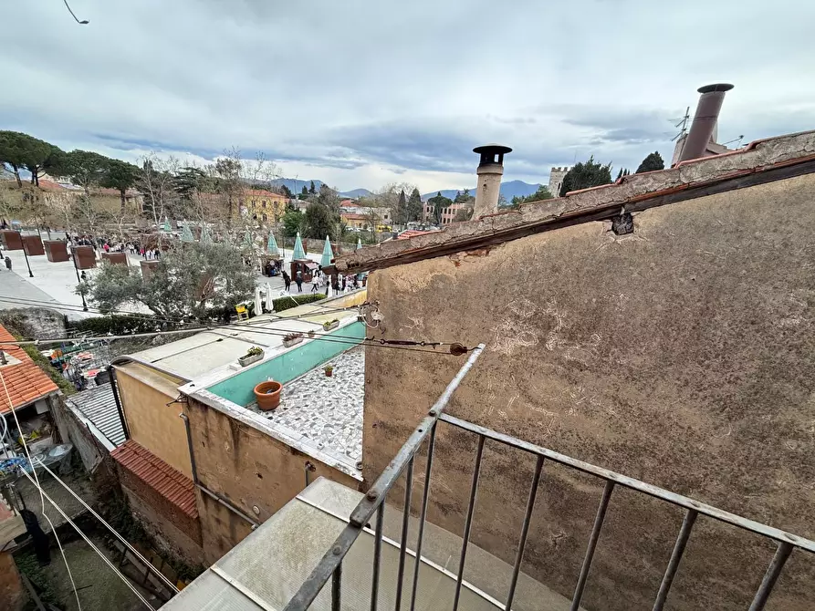 Immagine 16 di Appartamento in vendita  a Pisa