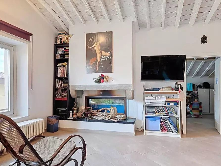 Immagine 8 di Appartamento in vendita  a San Giuliano Terme