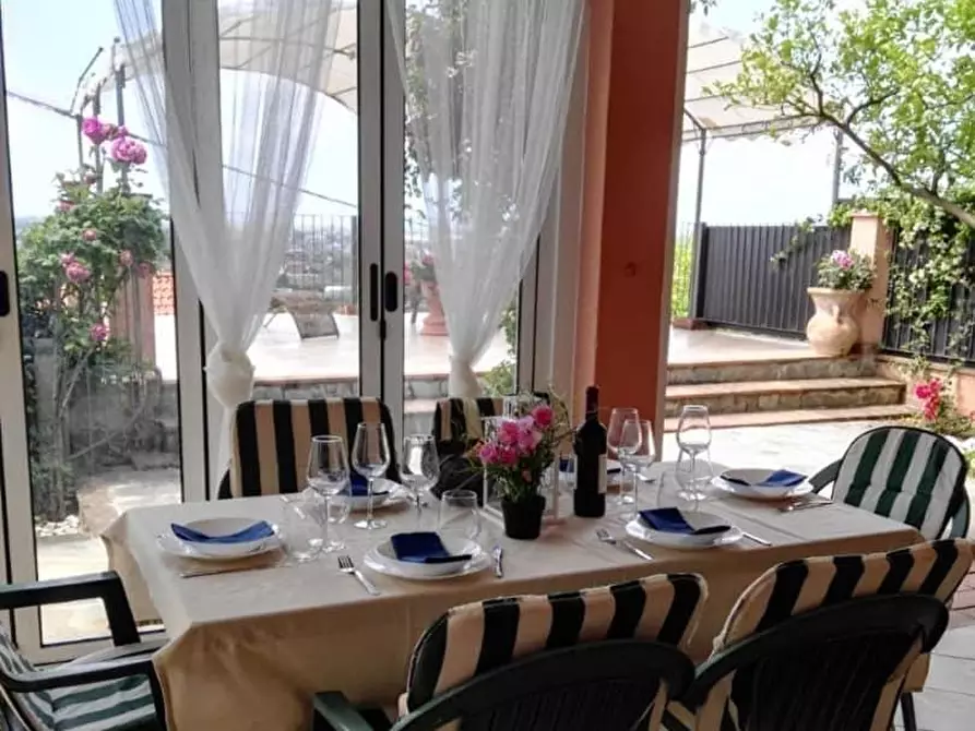 Immagine 9 di Rustico / casale in vendita  a Seravezza