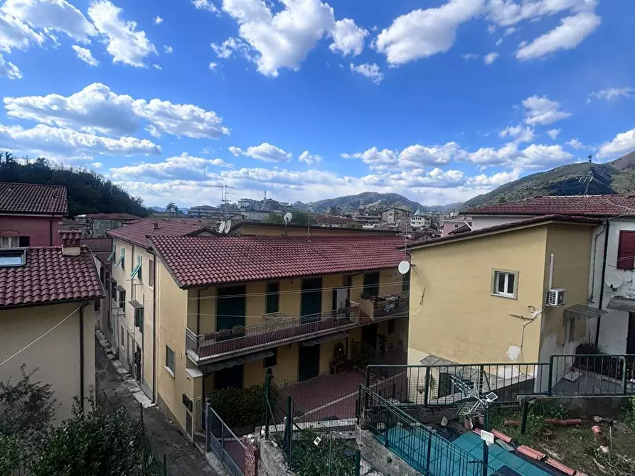 Immagine 5 di Appartamento in vendita  a Massa