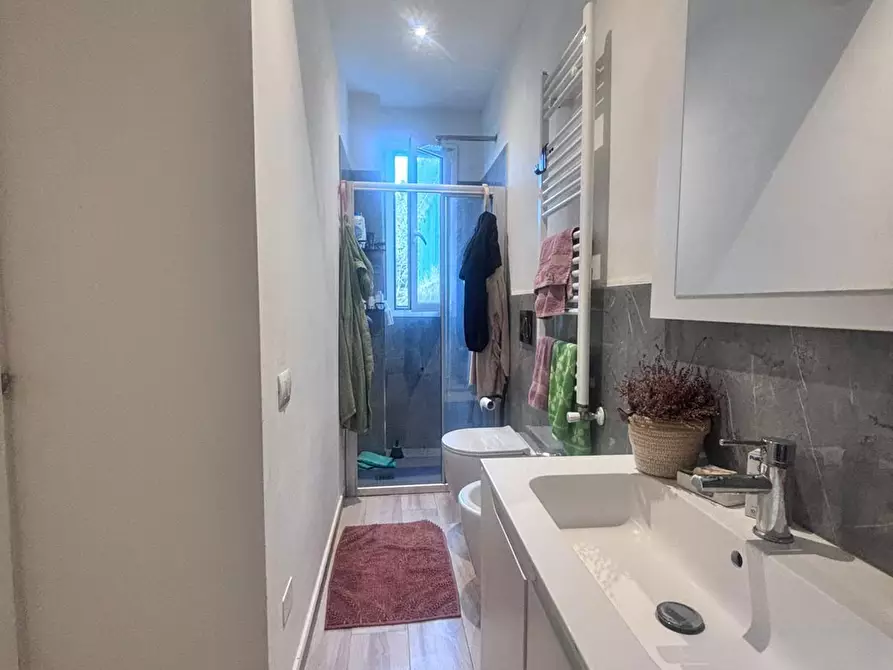 Immagine 15 di Appartamento in vendita  a Massa