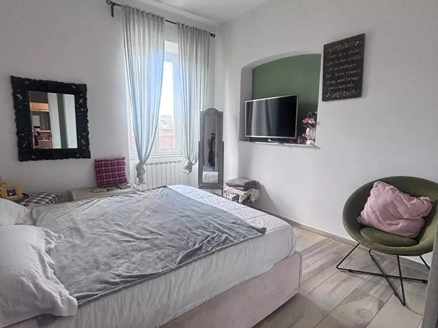 Immagine 10 di Appartamento in vendita  a Massa