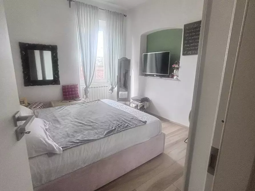 Immagine 9 di Appartamento in vendita  a Massa