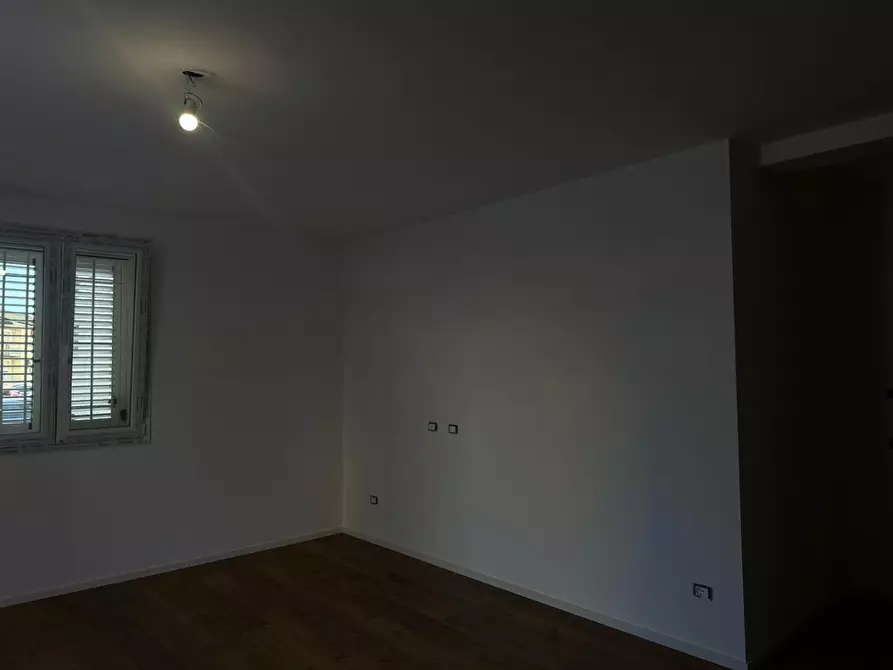 Immagine 3 di Appartamento in vendita  a Capraia E Limite