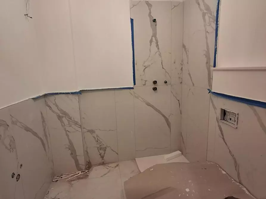 Immagine 6 di Appartamento in vendita  a Capraia E Limite