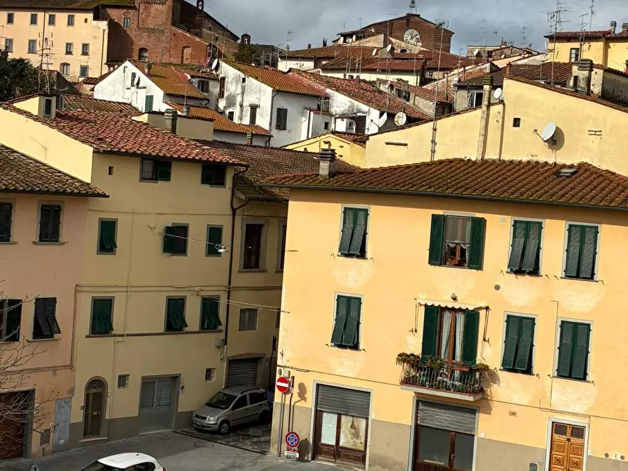 Immagine 2 di Appartamento in vendita  a Fucecchio