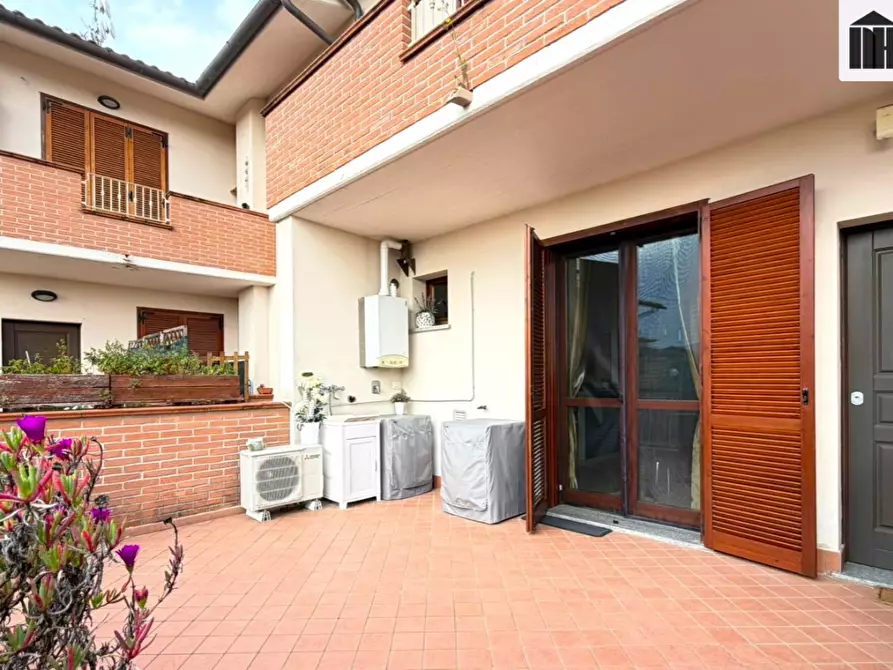 Immagine 20 di Appartamento in vendita  a Santa Maria A Monte