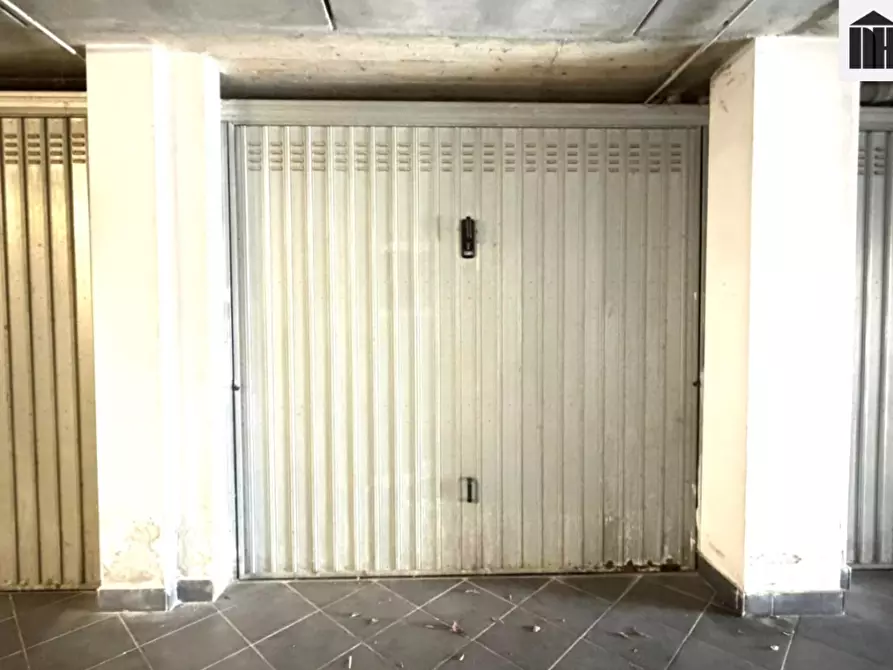 Immagine 31 di Appartamento in vendita  a Santa Maria A Monte