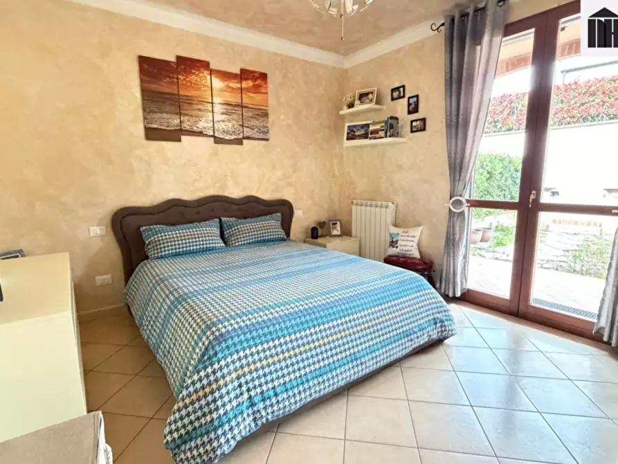 Immagine 15 di Appartamento in vendita  a Santa Maria A Monte