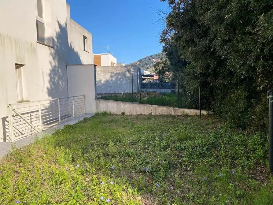 Immagine 10 di Casa bifamiliare in vendita  a Livorno