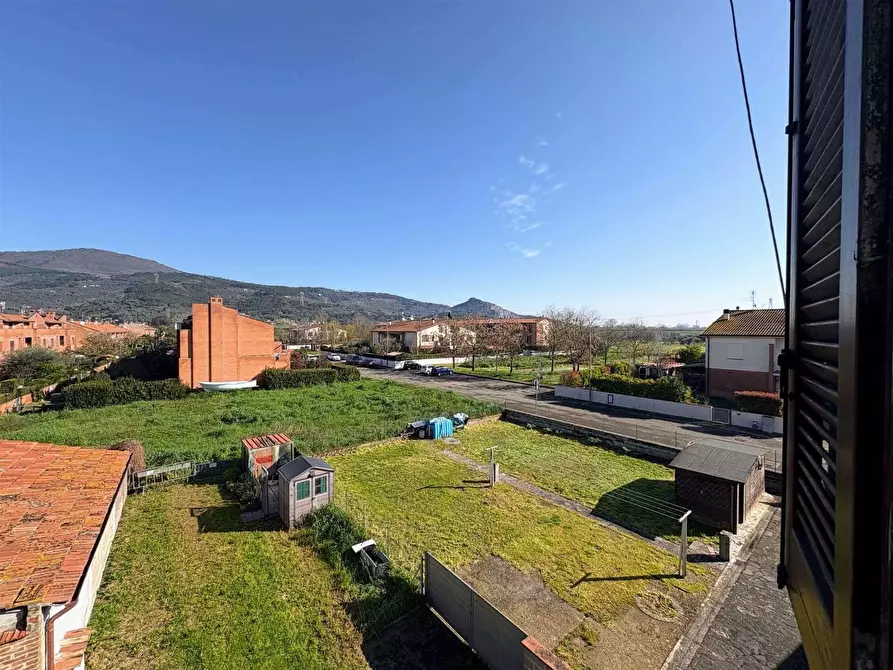 Immagine 7 di Appartamento in vendita  a Cascina