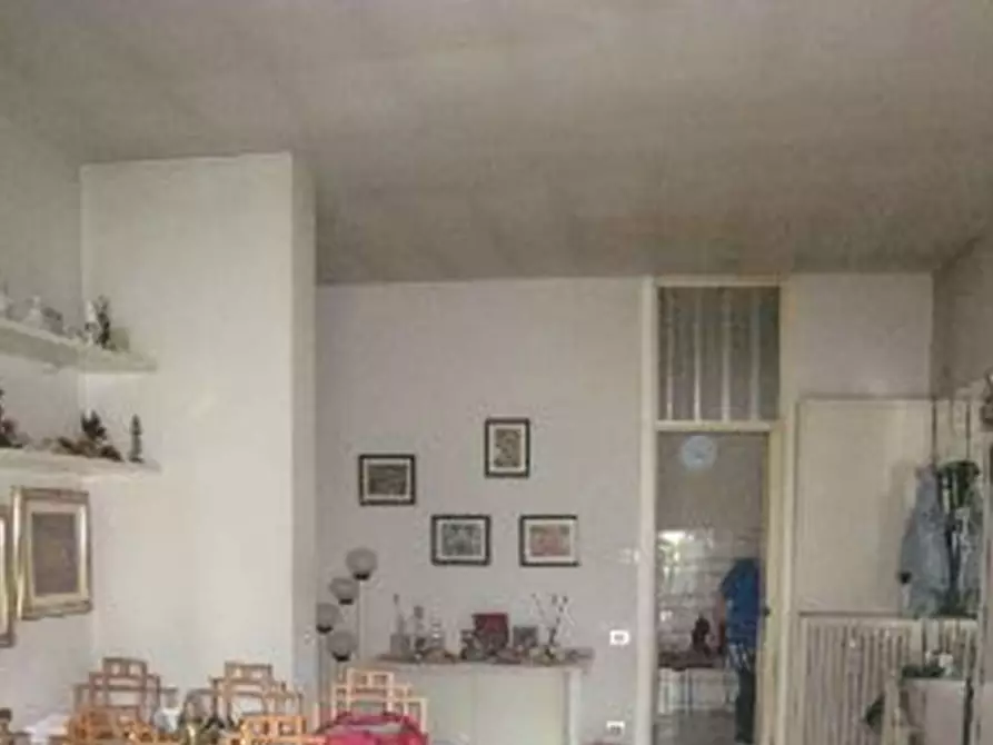 Immagine 46 di Appartamento in vendita  a Seregno