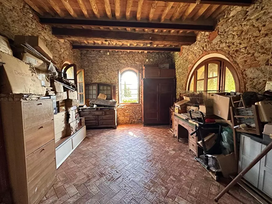 Immagine 13 di Appartamento in vendita  a Buti
