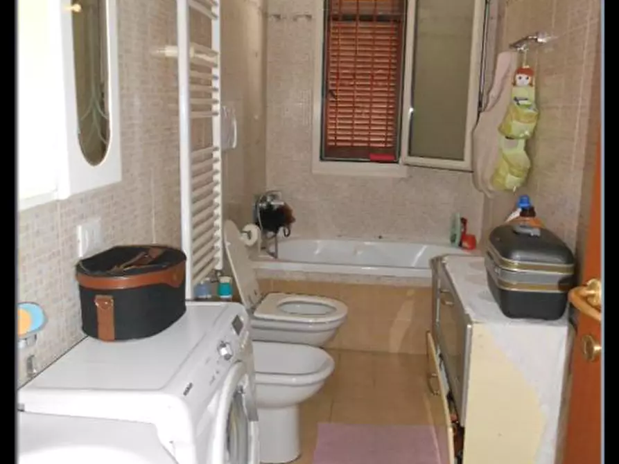 Immagine 19 di Appartamento in vendita  a Limbiate