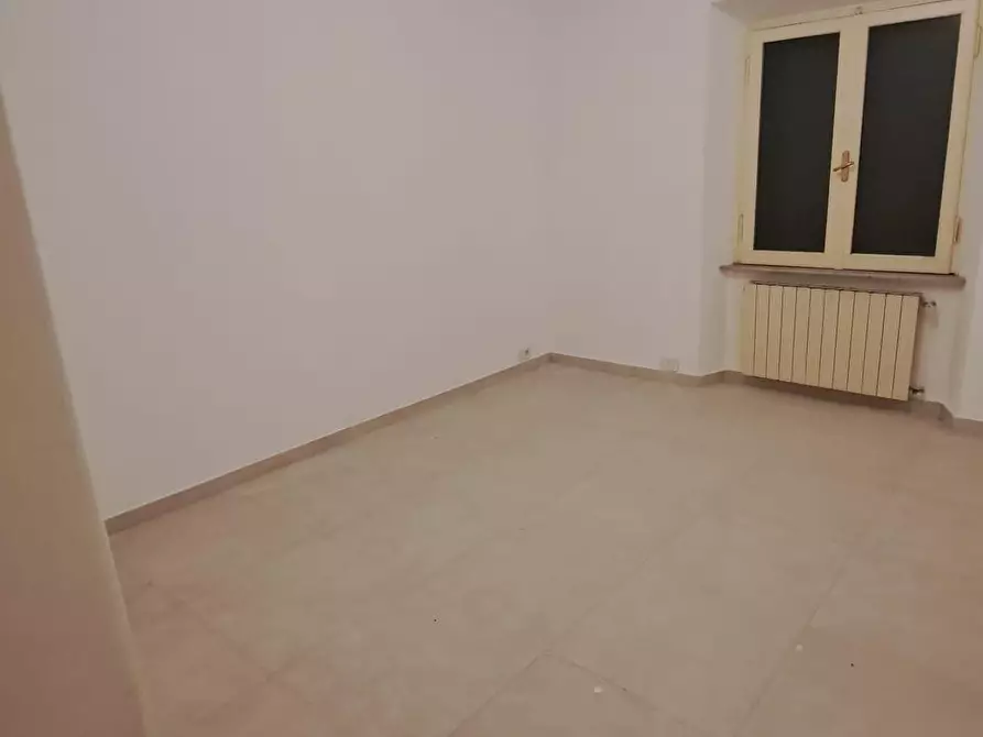 Immagine 4 di Appartamento in vendita  a Viareggio