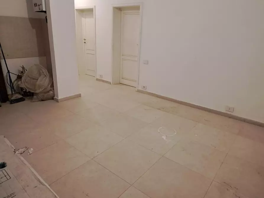 Immagine 6 di Appartamento in vendita  a Viareggio