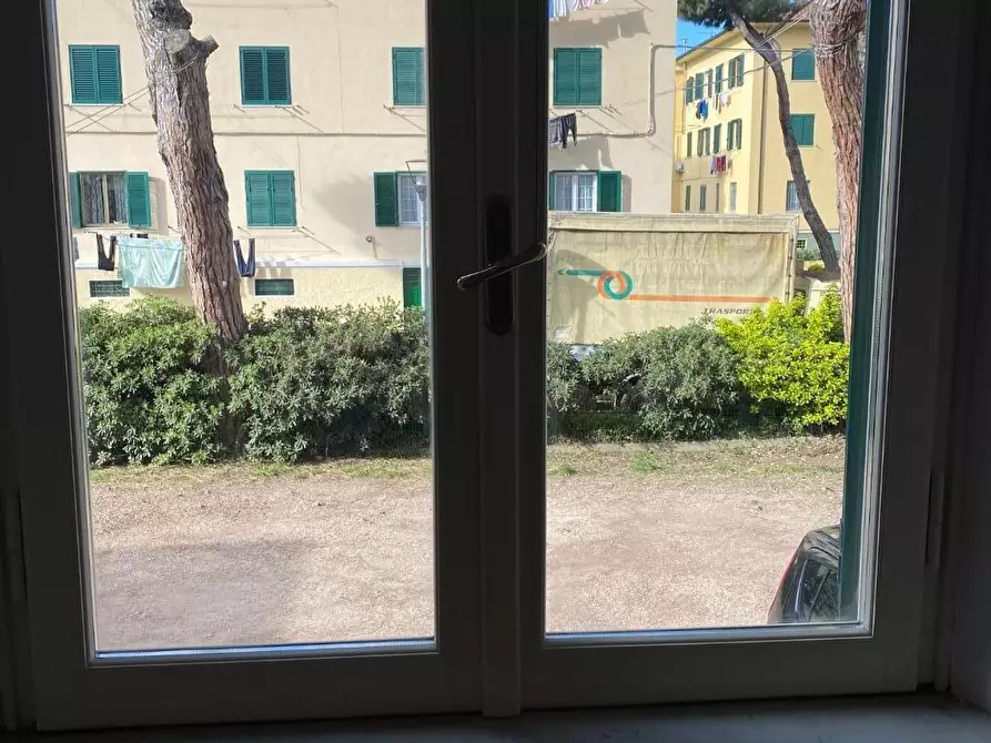 Immagine 14 di Appartamento in vendita  a Viareggio