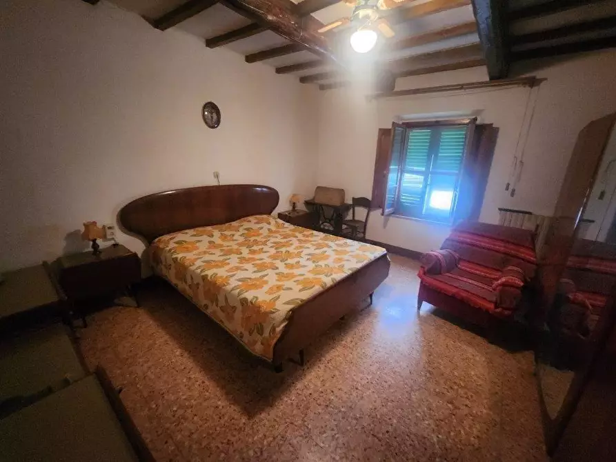 Immagine 8 di Rustico / casale in vendita  a Vicopisano