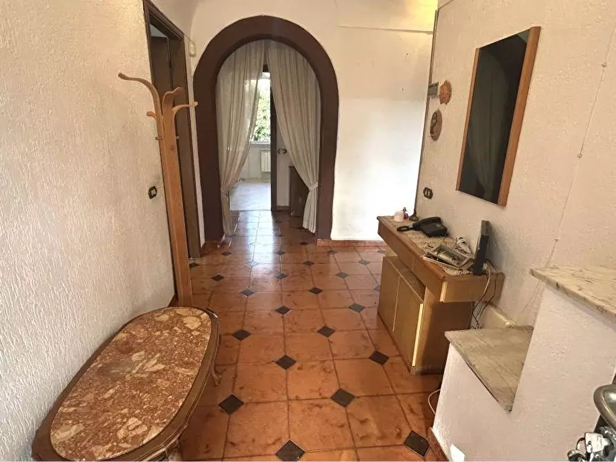 Immagine 8 di Appartamento in vendita  a Sarzana