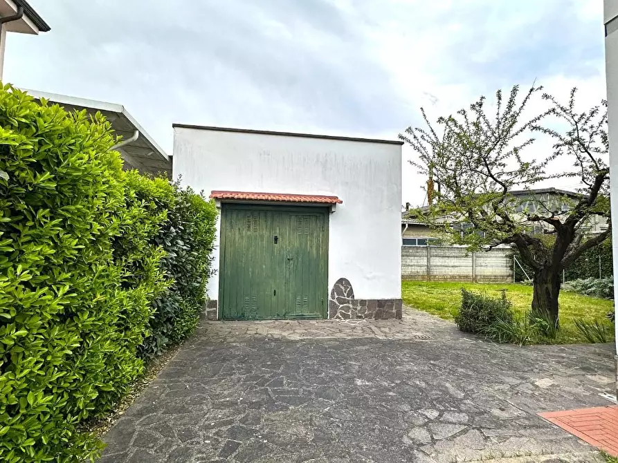 Immagine 4 di Villa in vendita  a Ponsacco