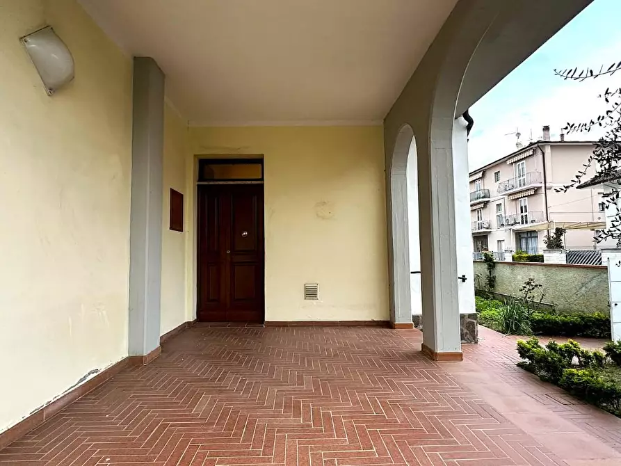 Immagine 6 di Villa in vendita  a Ponsacco