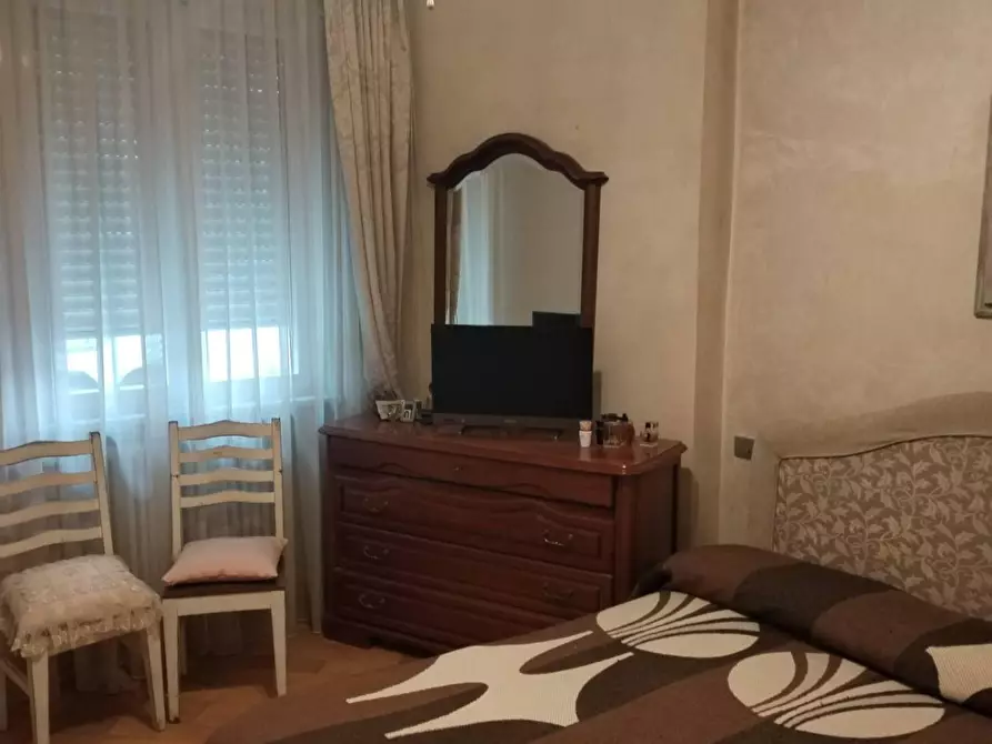 Immagine 14 di Appartamento in vendita  a Massa