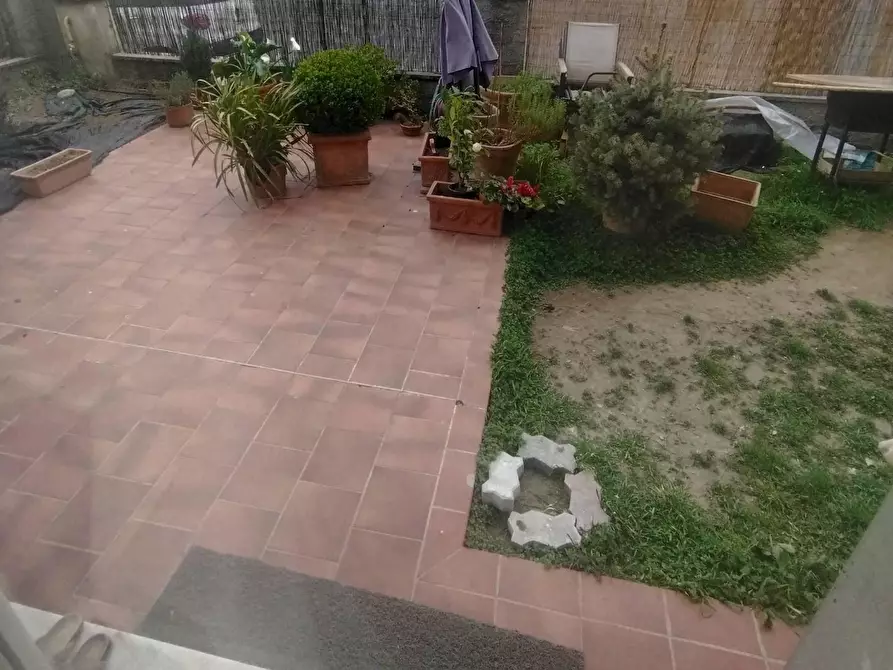 Immagine 21 di Appartamento in vendita  a Massa