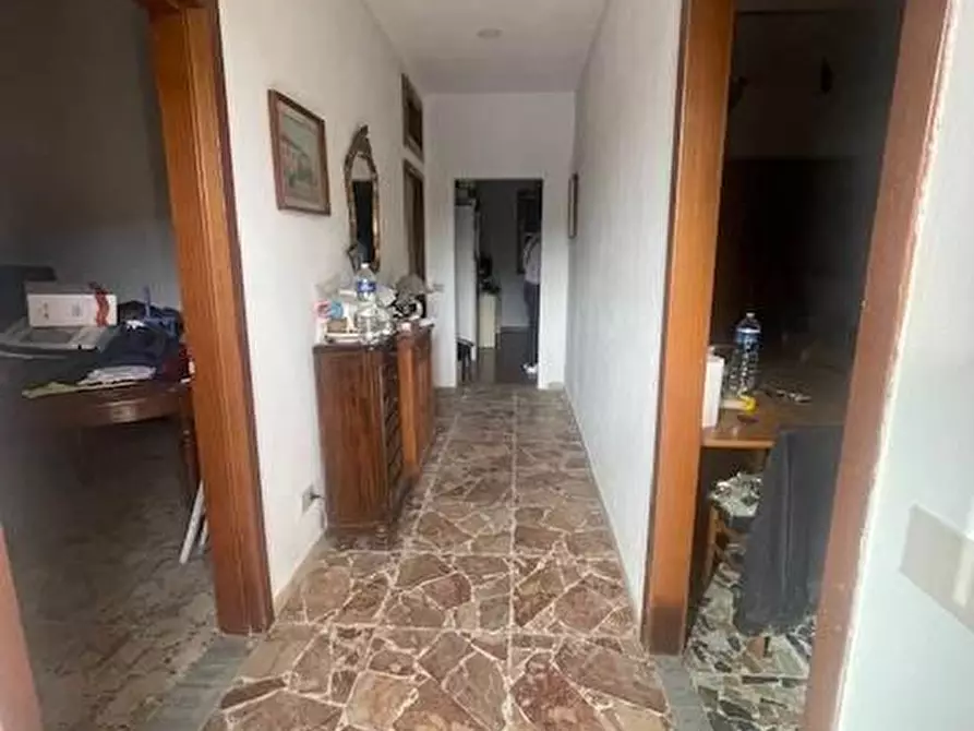 Immagine 7 di Villa in vendita  a Cascina