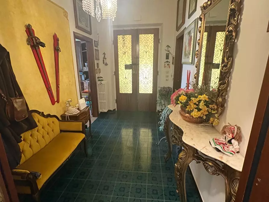 Immagine 2 di Casa indipendente in vendita  a Calcinaia
