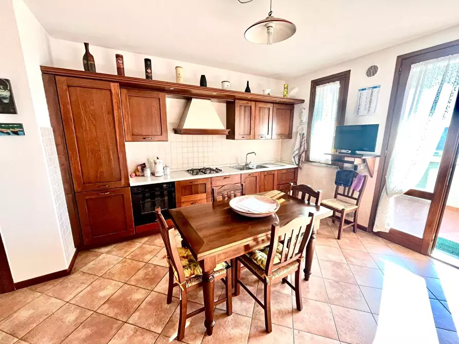Immagine 4 di Appartamento in vendita  a Montopoli In Val D'arno